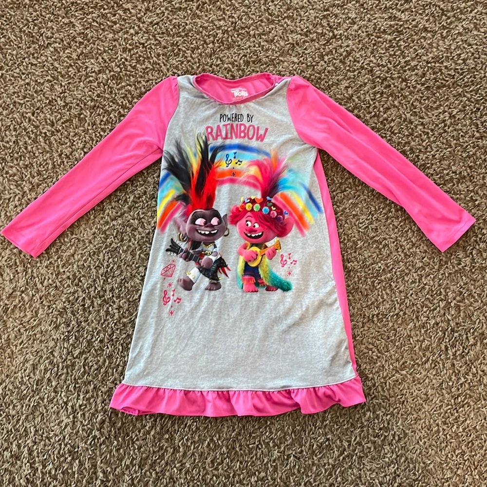 Trolls world tour jammies, girls size 8